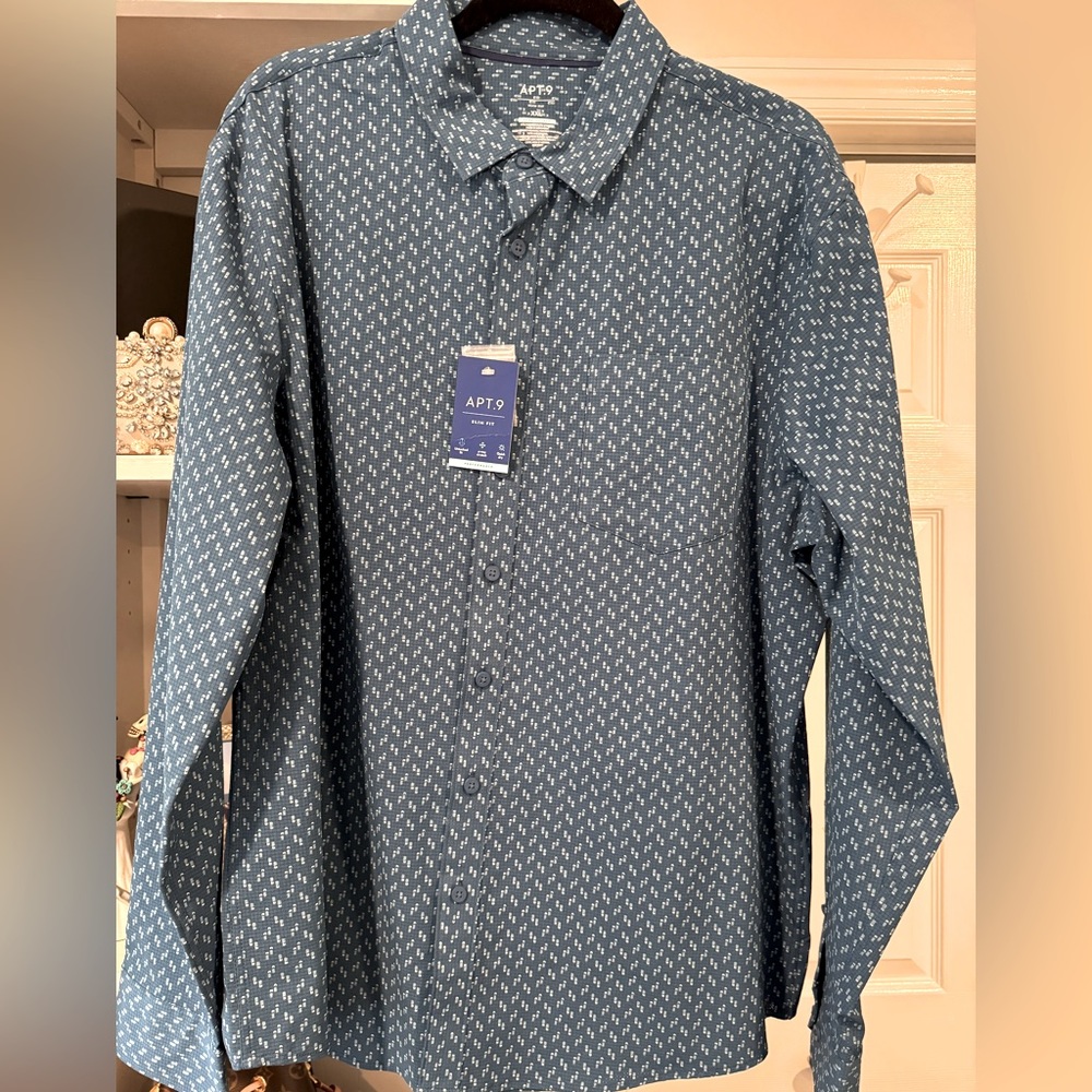 NWT Apt9 Men’s SlimFit shirt